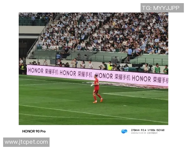 足球球星猎的辉煌历程与绿茵场上的荣耀传说 足球球星猎的辉煌历程与绿茵场上的荣耀传说